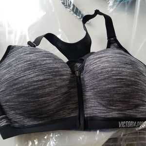 Victoria's secret sports bra